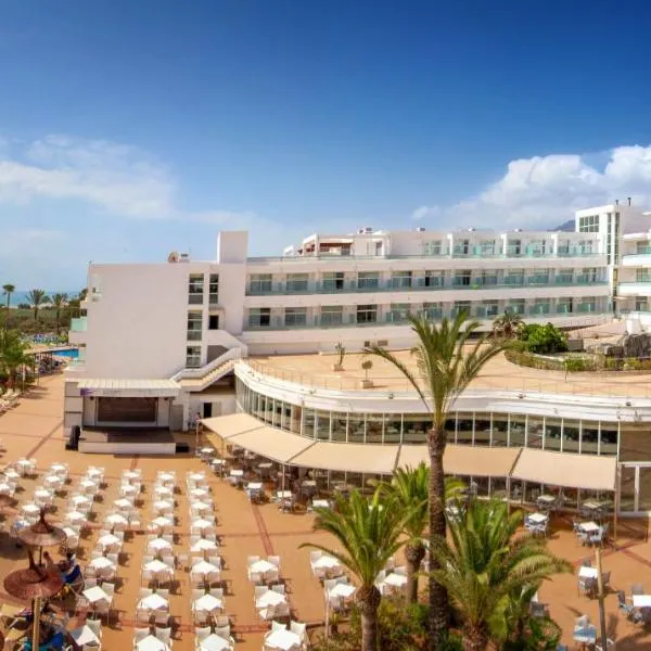 瑟维集团滨海沙滩酒店，位于Los Amarguillos的酒店