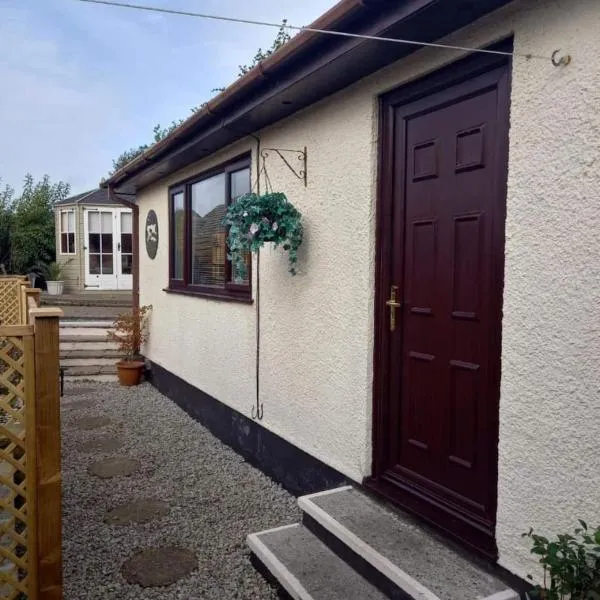 Self Contained Garden Annexe in Bodmin，位于博德明的酒店