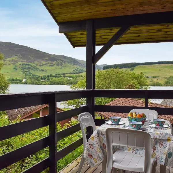 Loch Earn View Lodge，位于斯特拉西尔的酒店