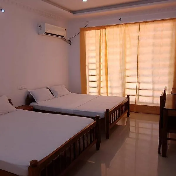 Somatheertham Panchakarma Resort，位于可瓦兰的酒店