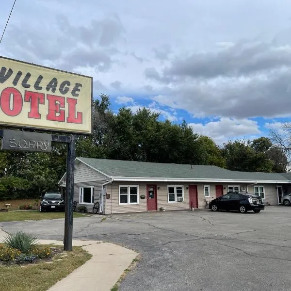 The Village Motel，位于Steamboat Rock的酒店