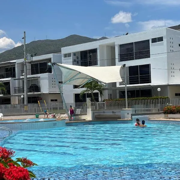 Apartasol en Santa Fe de Antioquia，位于圣菲德安蒂奥基亚的酒店