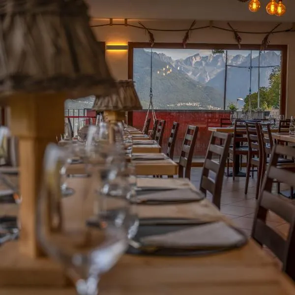 Una Finestra Sulle Alpi，位于Bema的酒店