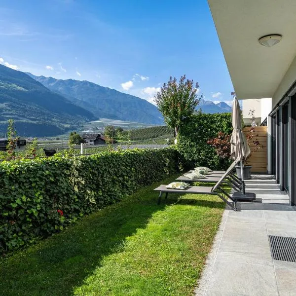 Weinreichhof Apartment Marie & Max，位于Ciardes的酒店