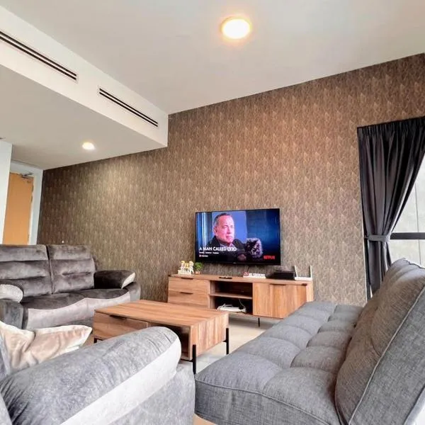 Family Gathering with Bathtub in Icon City, 12 Pax near Bandar Sunway，位于八打灵再也的酒店