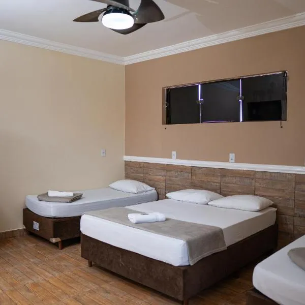 Hotel Nixon Próximo, Rodoviária, Prefeitura e a Matriz central，位于Itaí的酒店