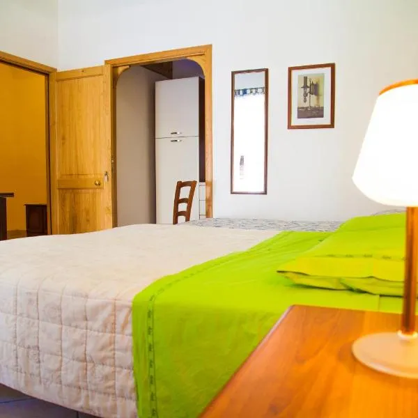 Bed & Breakfast Il Castellino，位于圣斯特凡诺迪卡马斯特拉的酒店