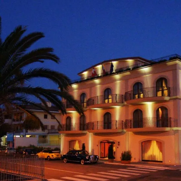 布拉姆酒店，位于圣欧费米亚拉默齐亚的酒店