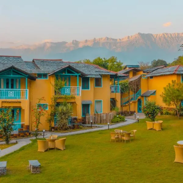 Tree of Life Birdsong Chalets , Dharamshala，位于Samloti的酒店