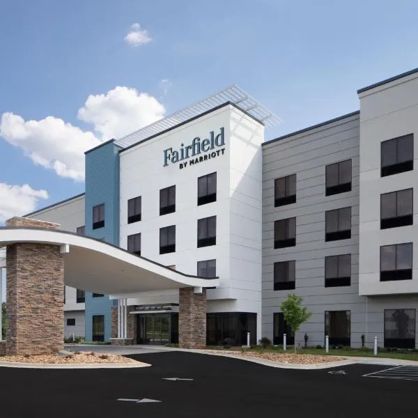 Fairfield by Marriott Inn & Suites Whitsett Greensboro East，位于Monticello的酒店