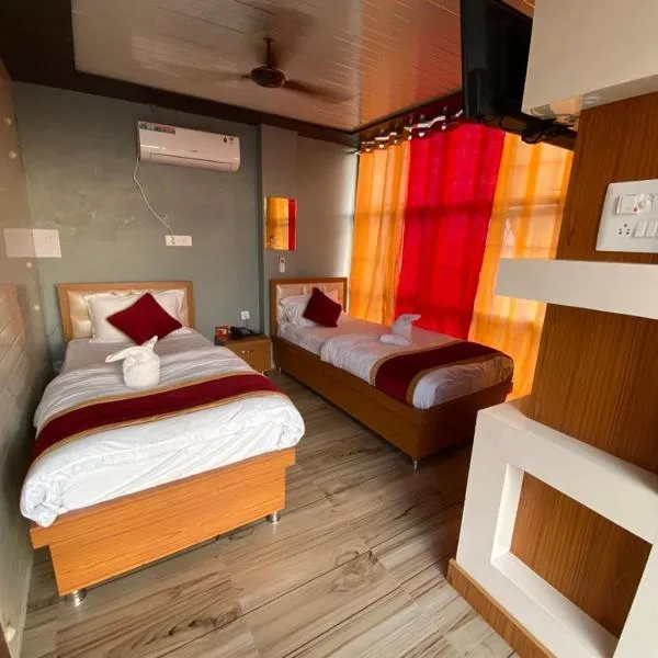 Hotel KJS Inn，位于Bahāsi的酒店