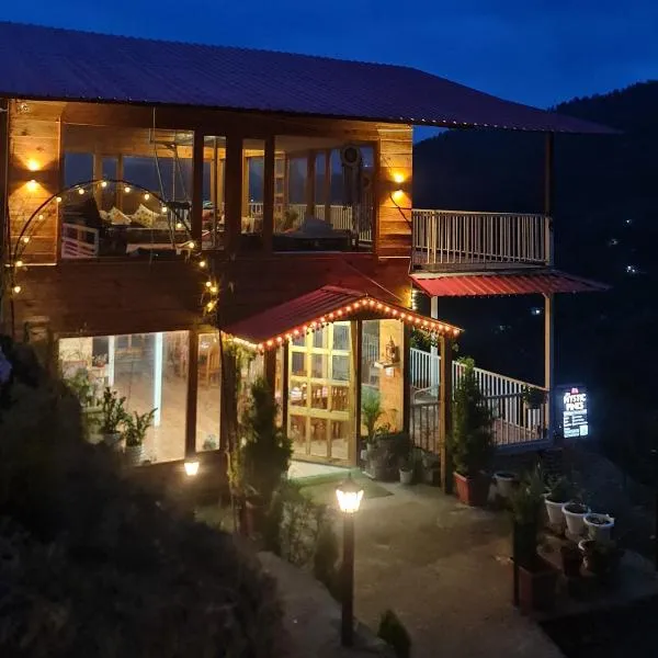 The Mystic Pines，位于奈尼塔尔的酒店