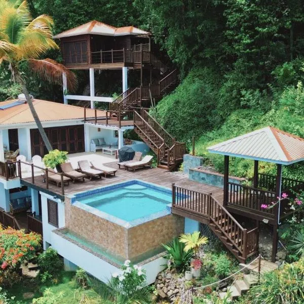 Moringa Villa Master Suite，位于苏弗里耶尔的酒店