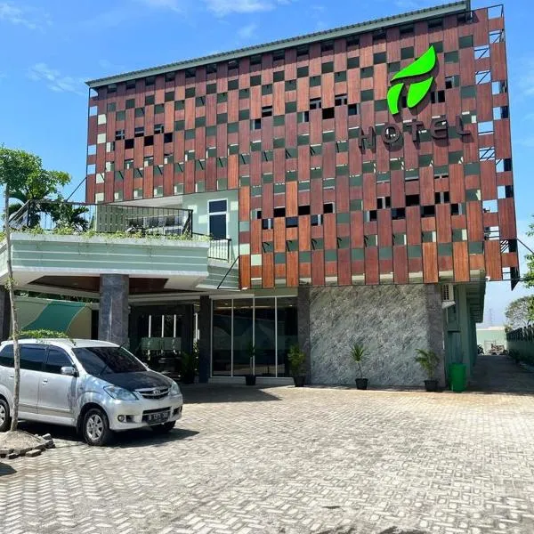 T HOTEL KUALANAMU，位于Perbaungan的酒店