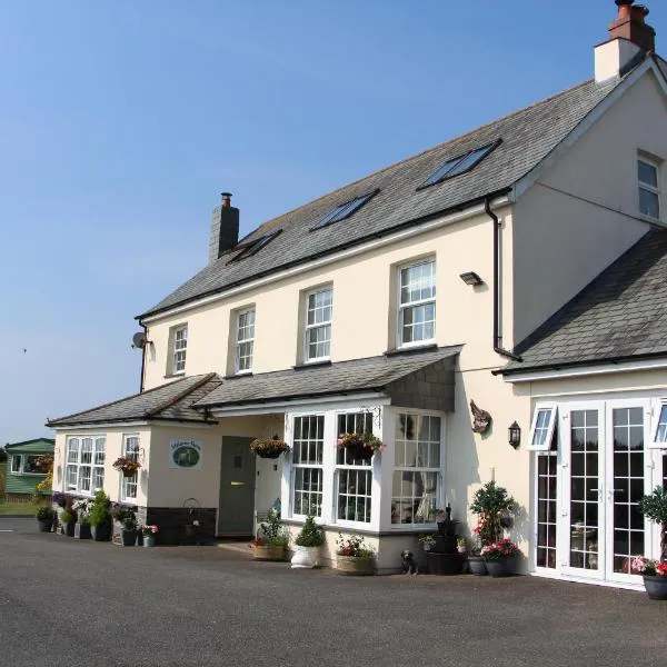 Melorne Farm Guest House，位于卡姆尔福德的酒店