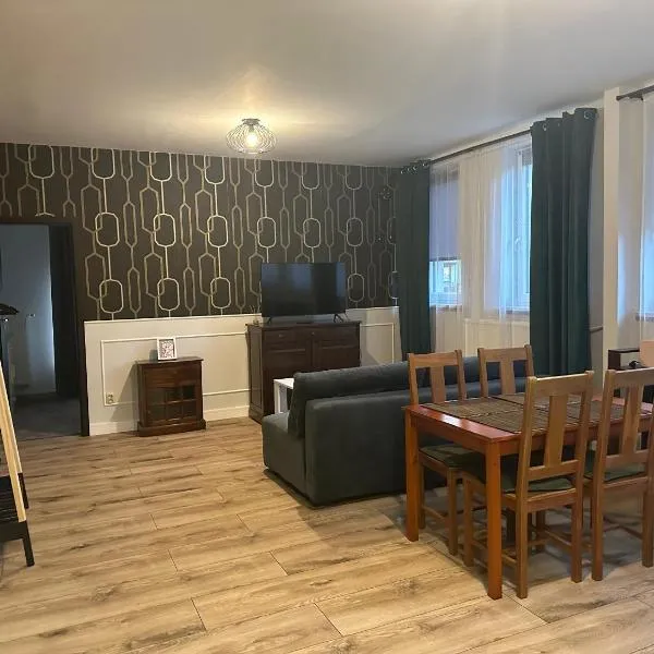 Apartament Oksford 1，位于Okszów的酒店