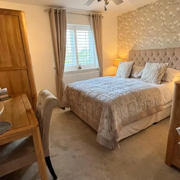 Boutique Room Spalding King Size Bed Breakfast and Free Parking，位于Donington的酒店