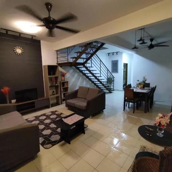 Rumah teres 2 tingkat & 3 bilik，位于巴西古当的酒店