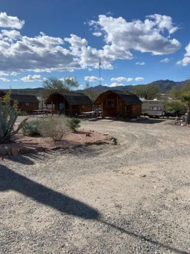 Black Canyon Campground And Cabins，位于纽里弗的酒店