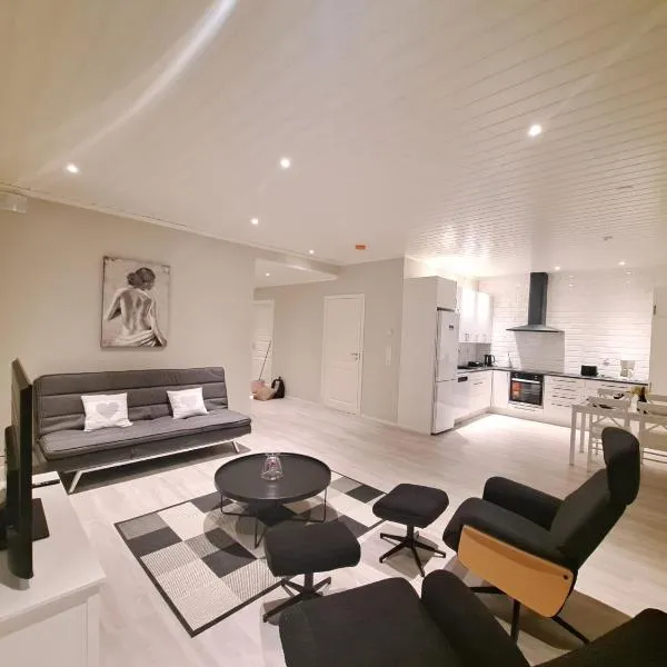 LENA - Brand new apartment - Modern & Cozy in Närpes - Built in 2023，位于Närpiö的酒店