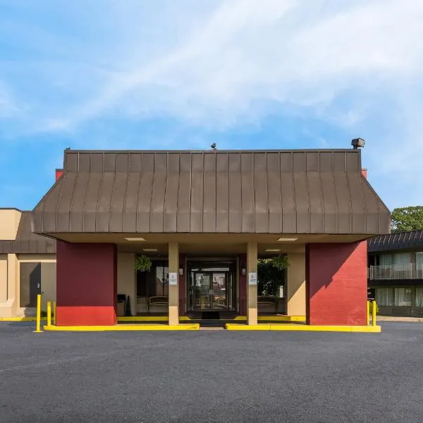 Red Roof Inn Reading，位于雷丁的酒店