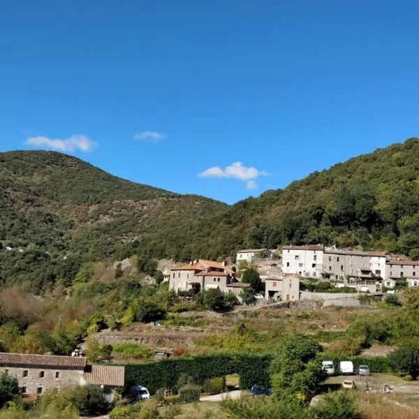 Maisonette en Cévennes，位于Notre-Dame-de-la-Rouvière的酒店
