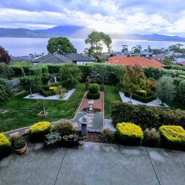 kunanyi horizons - Hobart，位于Tranmere的酒店