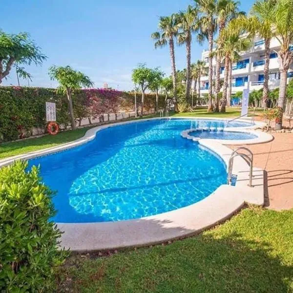 Casa Algar - La Calma - big terrace - 4 pools，位于弗拉门卡海滩的酒店