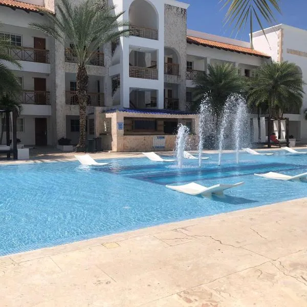 Apto estudio en Punta Cana, vista a la pisicina，位于蓬塔卡纳的酒店