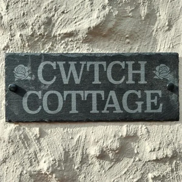 Cwtch Cottage，位于Porth的酒店
