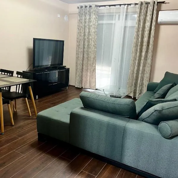 Juliya Apartment，位于卡瓦达尔奇的酒店