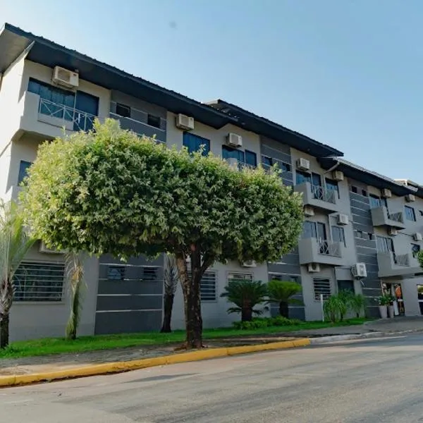 FLORENÇA PALACE HOTEL，位于Lucas do Rio Verde的酒店
