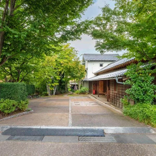 ゲストハウス小布施，位于Obuse的酒店