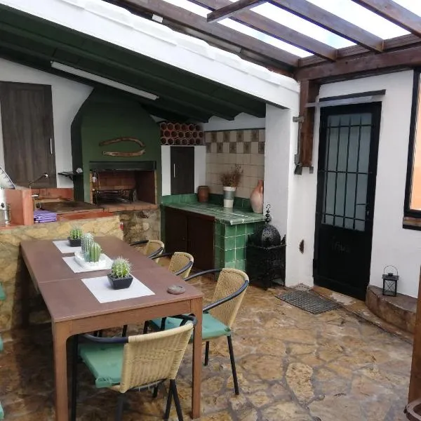 La Vieja Escuela，位于Fuentes de Rubielos的酒店