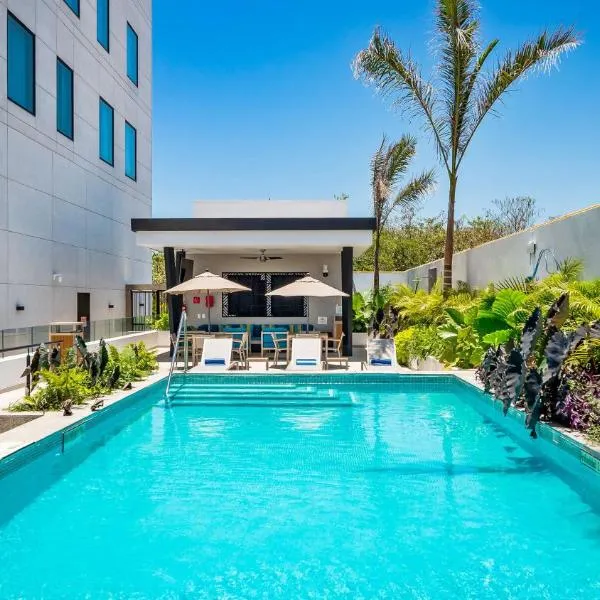 Hampton Inn By Hilton Nuevo Vallarta，位于梅兹卡勒斯的酒店