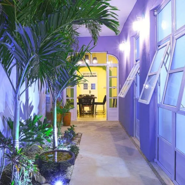 Casa Violeta，位于梅里达的酒店