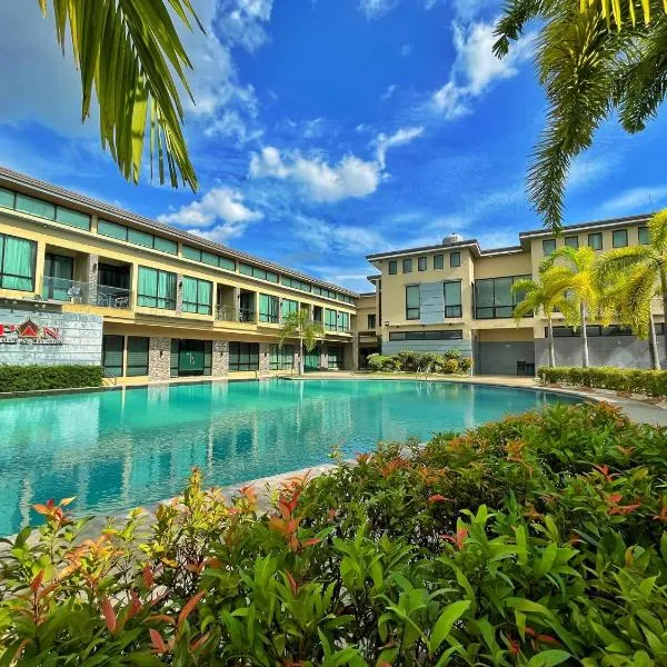 PAN HOTEL AND RESORT，位于Bagac的酒店