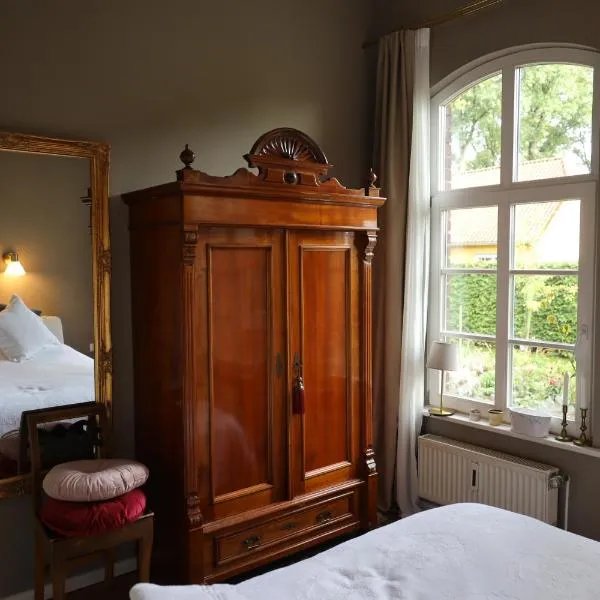 Altes Schulhaus in der Lüneburger Heide，位于Lachendorf的酒店