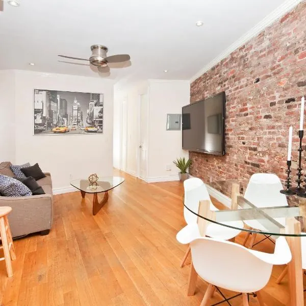 Three Bedroom West Village Townhouse，位于纽约的酒店