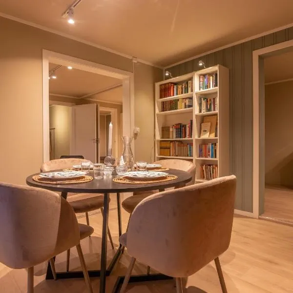 Cozy and spacious apartment in city centre，位于特罗姆瑟的酒店