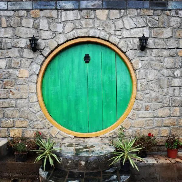 Hobbit House Bir，位于比尔瓦的酒店