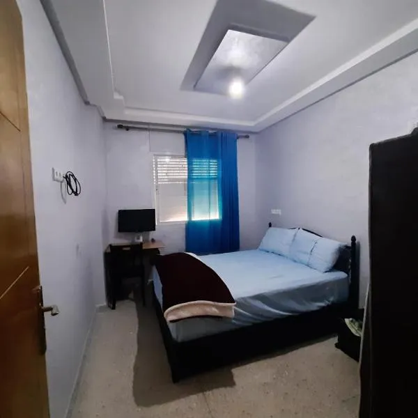 Chambre calme et relaxante à centre ville Agadir，位于Sidi Bibi的酒店