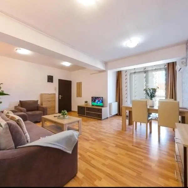 Old Town Flowery Apartment,位于布加勒斯特的酒店