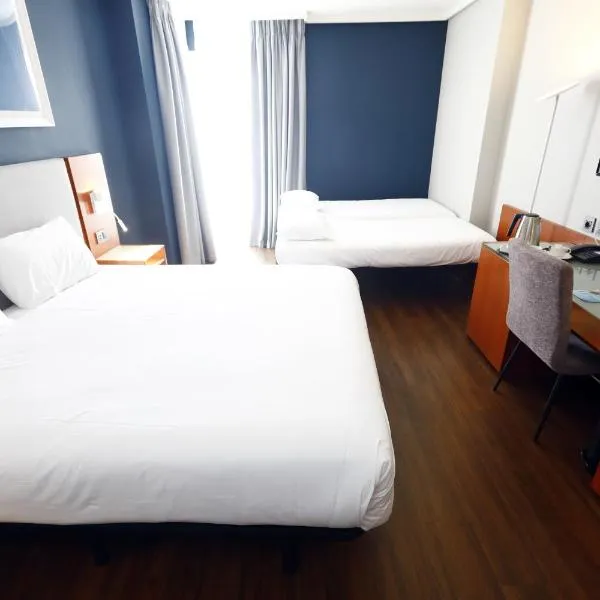 Travelodge Madrid Coslada Aeropuerto，位于贝利利亚·德·圣安东的酒店