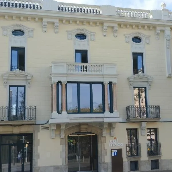 Cal Maco Alberg i centre de visitants，位于Santa Margarida de Montbui的酒店