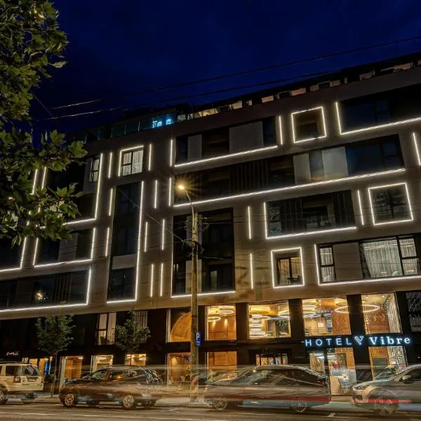 Hotel Vibre，位于Vîlcele的酒店