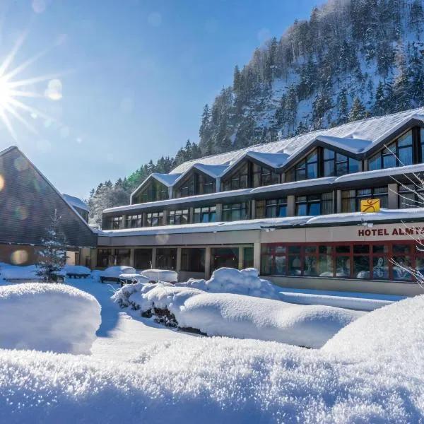 JUFA Hotel Grünau im Almtal，位于格吕瑙的酒店