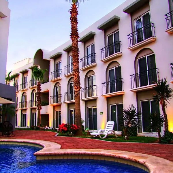 Seven Crown Express & Suites by Kavia，位于El Manglito的酒店