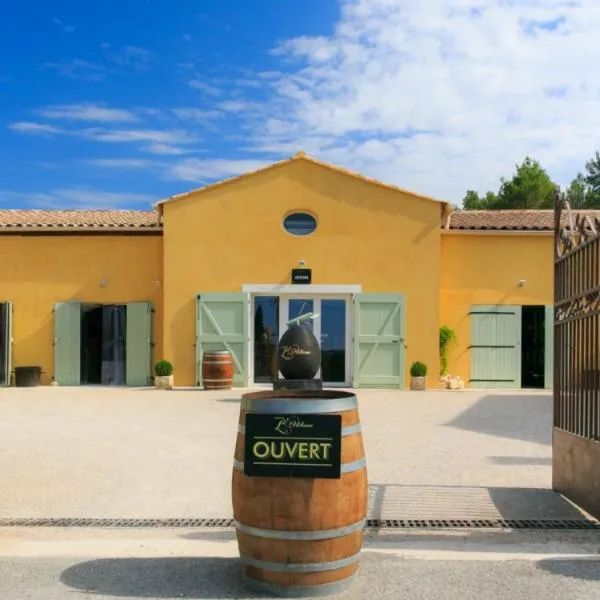 Domaine de L'Olibaou，位于沃内勒的酒店