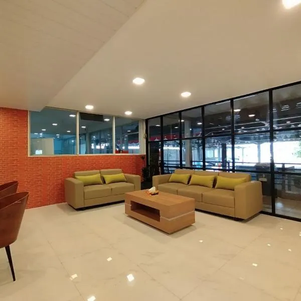 Hotel Syariah Selamat Sukabumi，位于苏加武眉的酒店